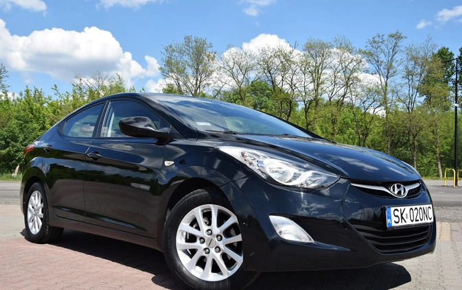 Hyundai Elantra cena 29900 przebieg: 142000, rok produkcji 2011 z Węgorzewo małe 631